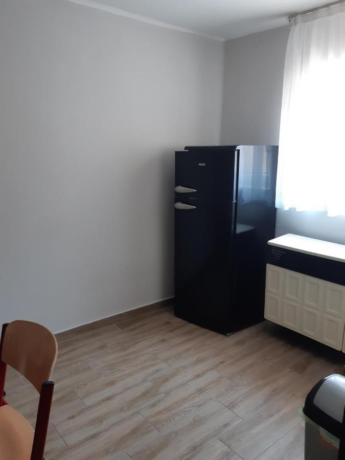 Helga Apartman Makó Exterior foto